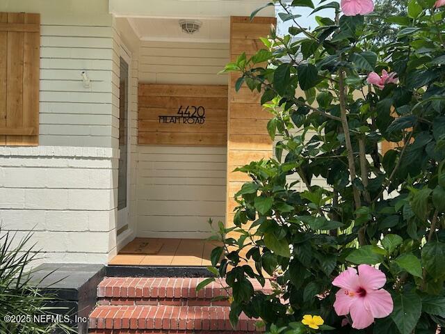 Property Photo: 4420 Milam Road FL 32210