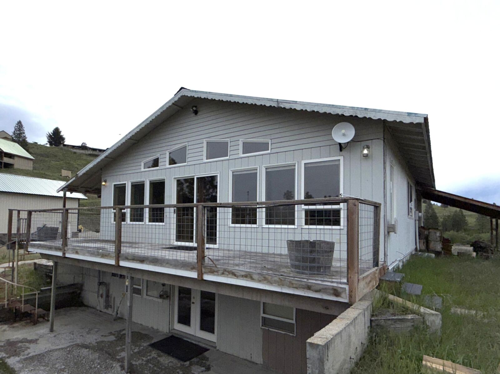 Property Photo:  115 Curlew Dr  WA 99166 