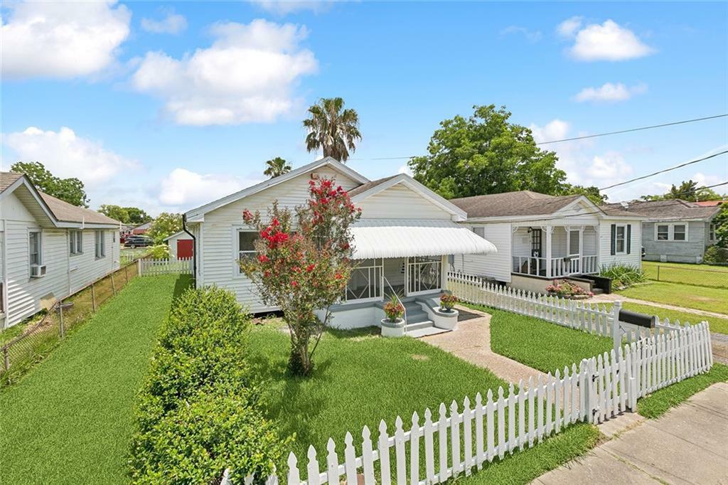 Property Photo: 7424 Pritchard Street LA 70072