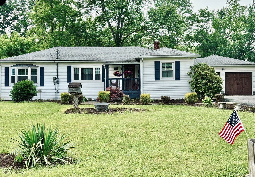 Property Photo:  1110 Warren Road  OH 44444 