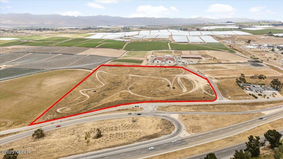 Property Photo:  3920 US-101  CA 93455 