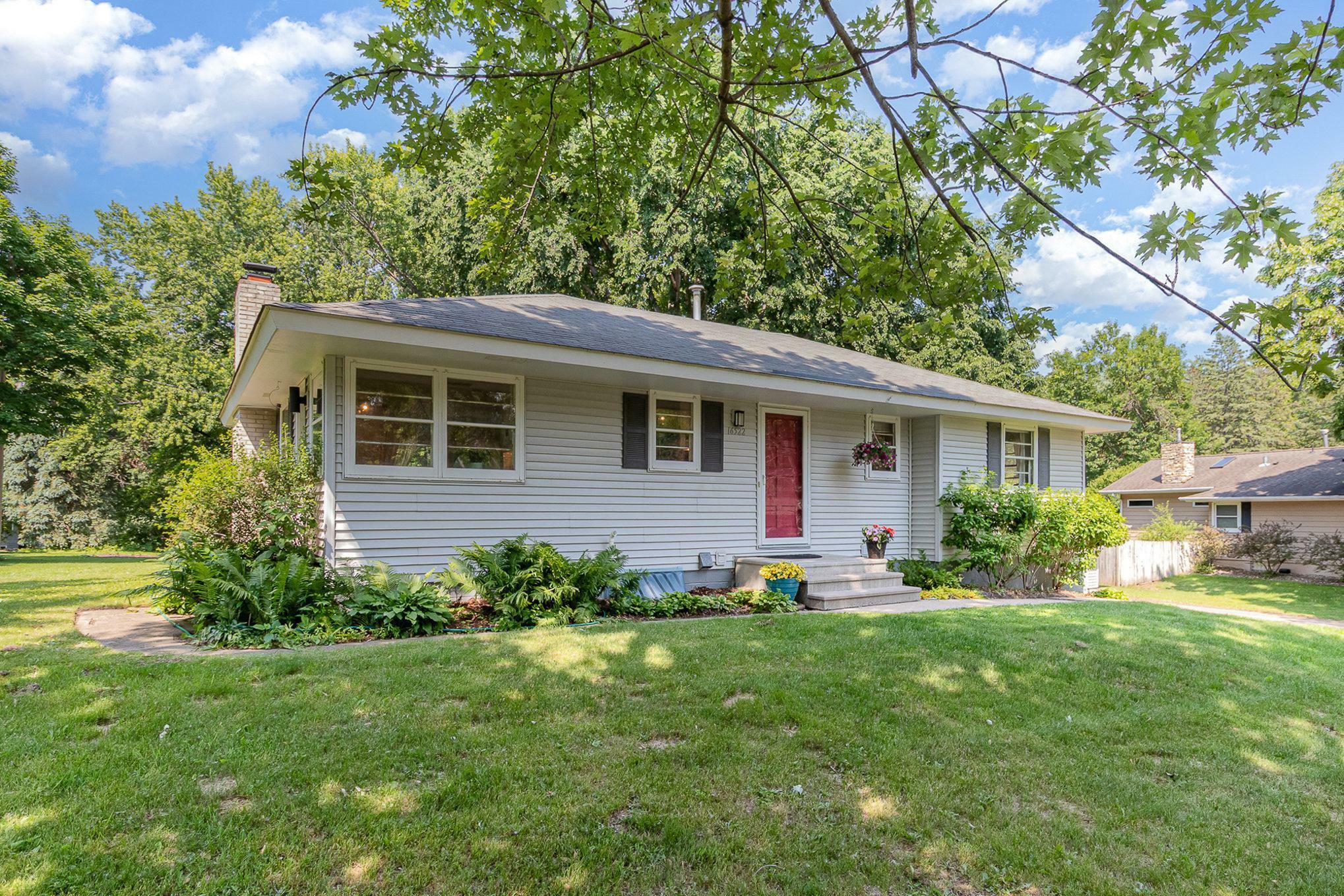Property Photo: 16522 Elm Drive MN 55345