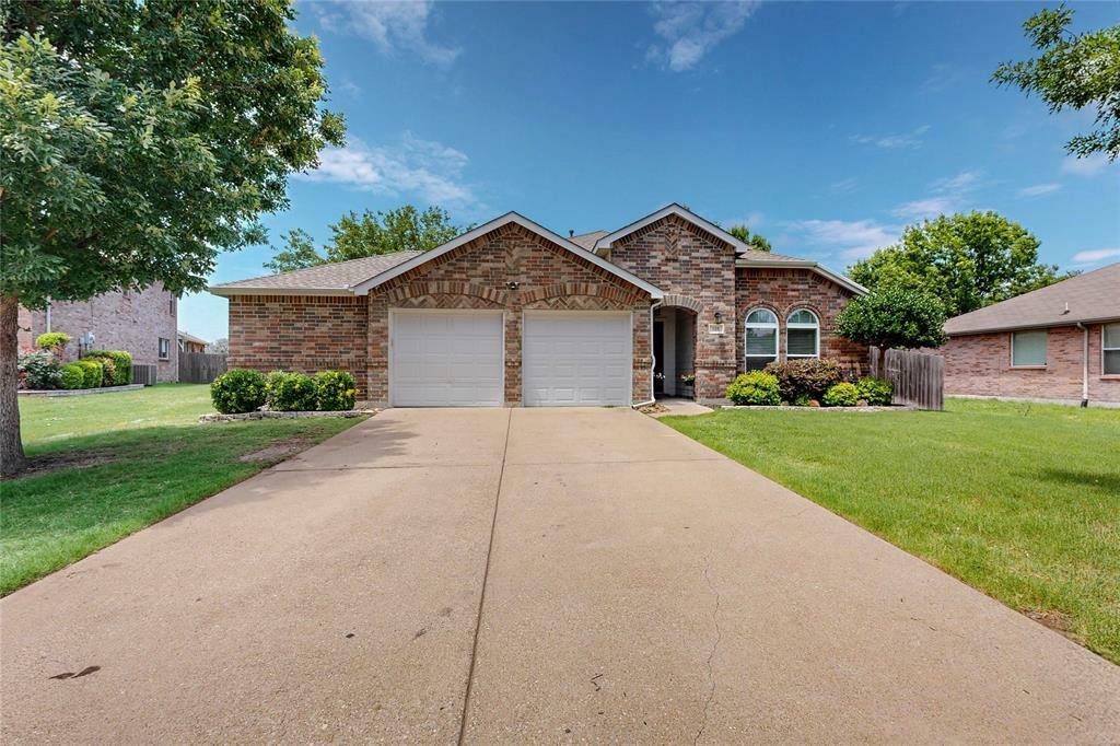 Property Photo: 125 Ashbrook Trail TX 75126