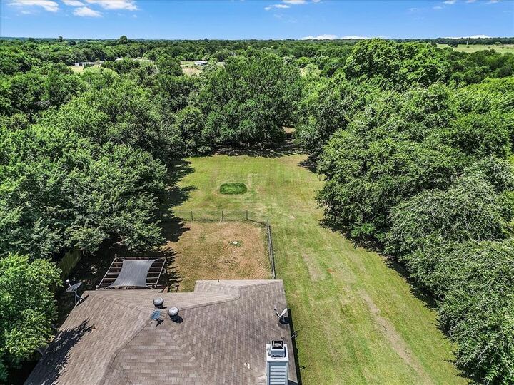 Property Photo: 5212 Cross Timber Road W TX 76031