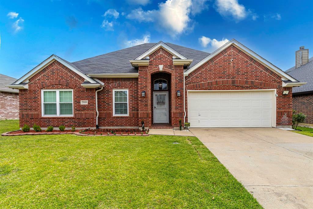 Property Photo: 2111 Preston Trail TX 75126