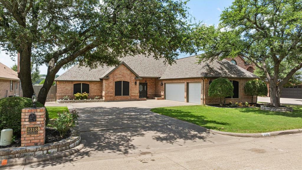 Property Photo: 2318 River Road TX 76048