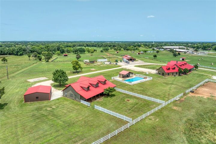 Property Photo:  34673 US Highway 82  TX 76273 