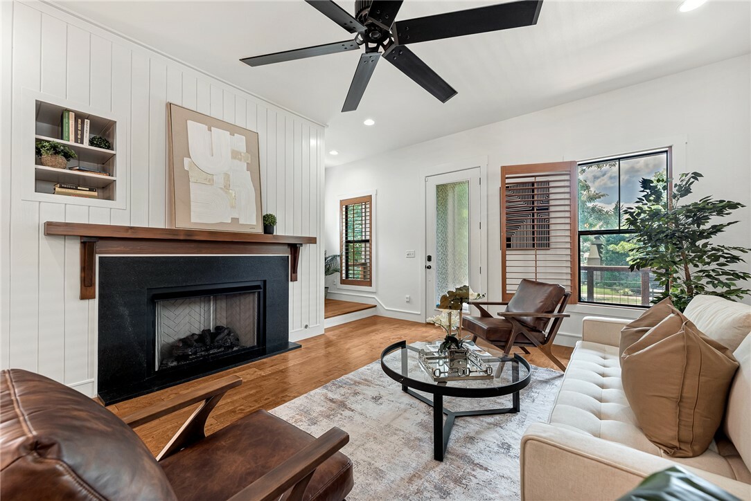 Property Photo: 1814 Best Friend Lane AR 72704