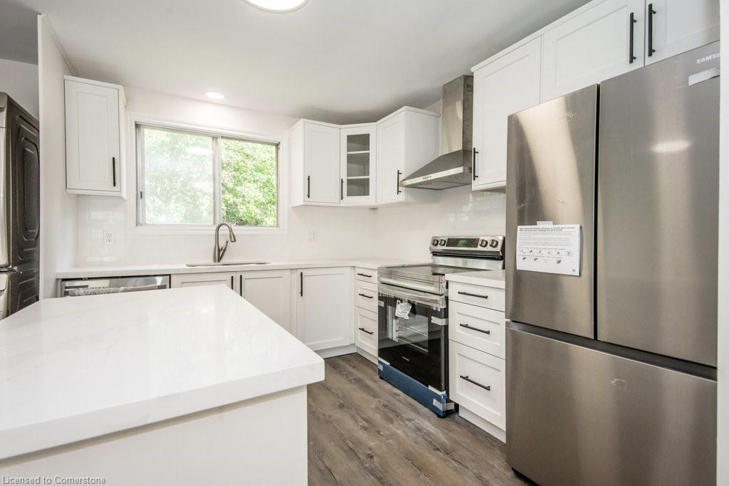 Property Photo: 590 Canewood Crescent Main ON N2L 5P5