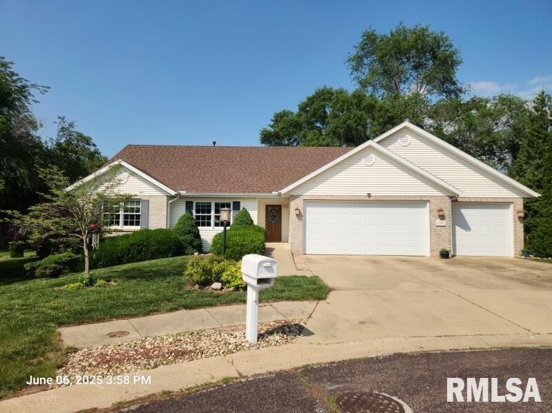 Property Photo:  1924 Liberty Court  IL 61554 