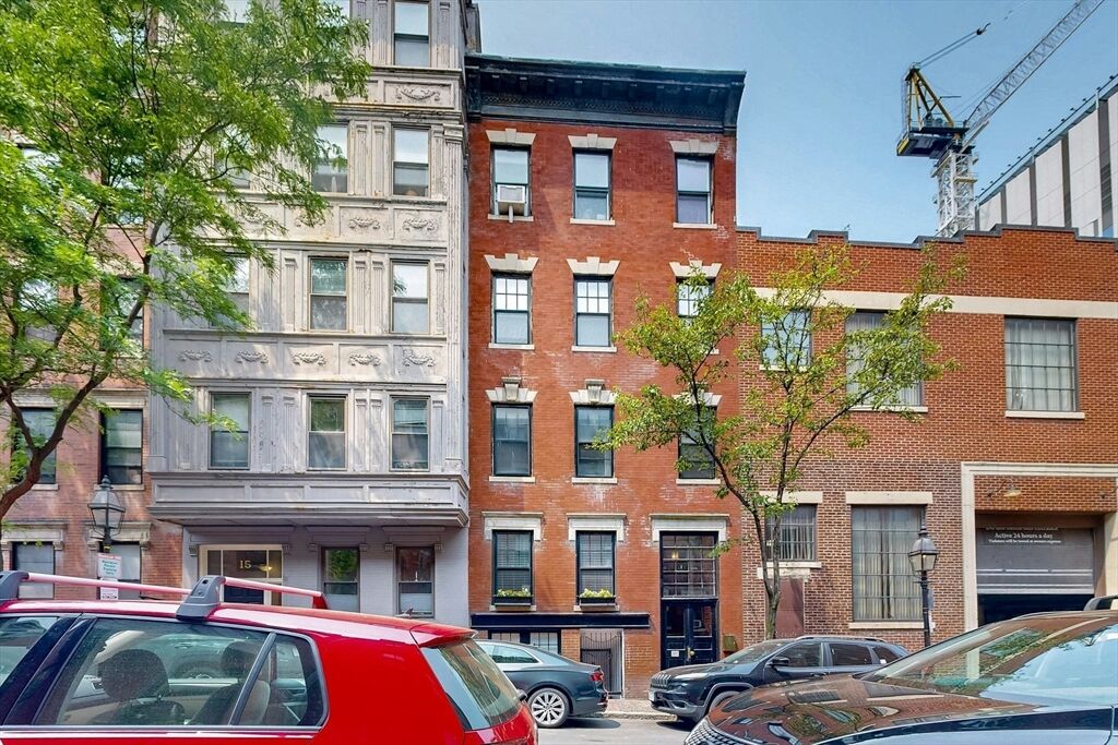 Property Photo:  11 Irving St 4  MA 02114 