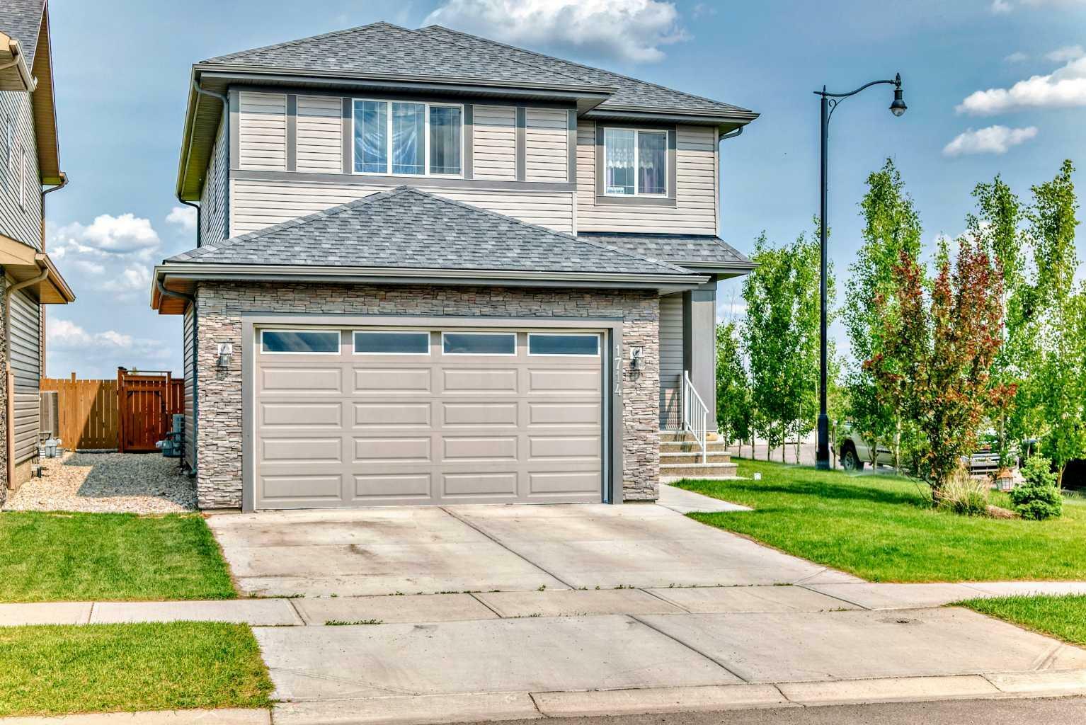 1714 Monteith Drive  High River AB T1V 0H5 photo