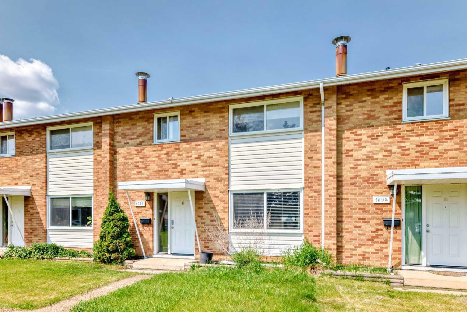 Property Photo: 3907 39 Street N 1503 AB T4N 0M6
