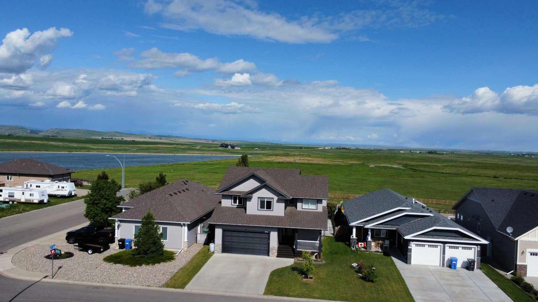 Property Photo: 2021 31 Avenue AB T0L 1R0