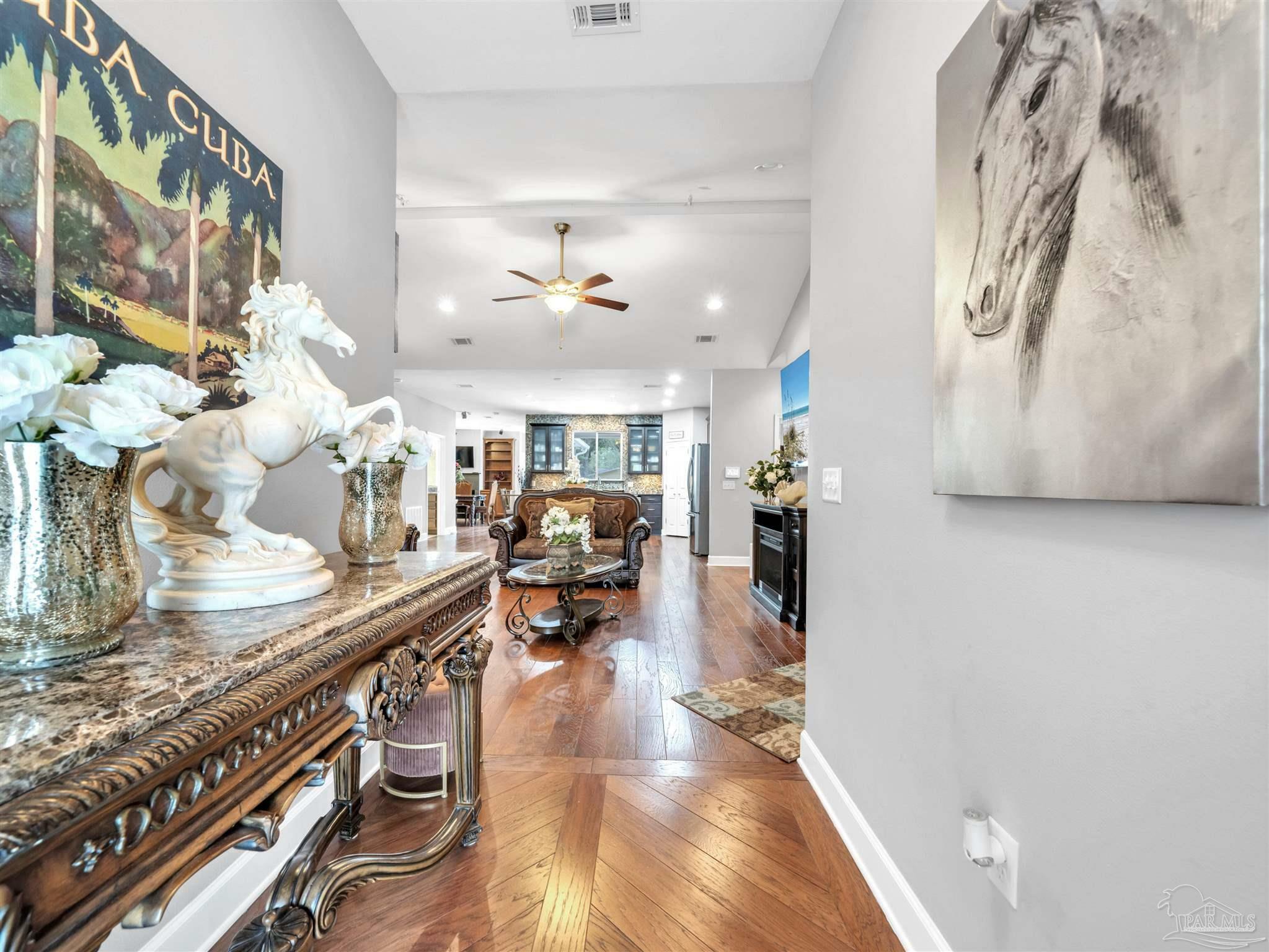 Property Photo: 311 NW Beal Pkwy FL 32548