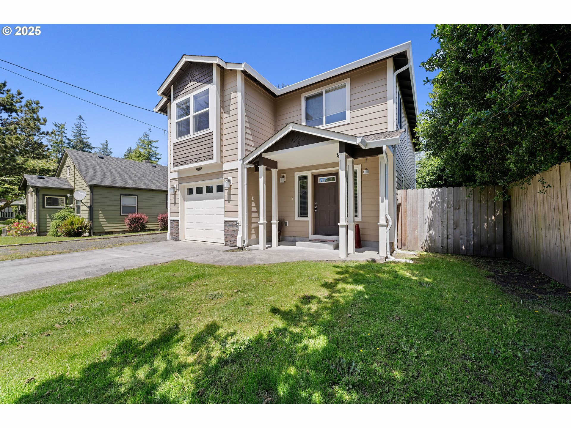 Property Photo: 1225 3rd Ave OR 97121