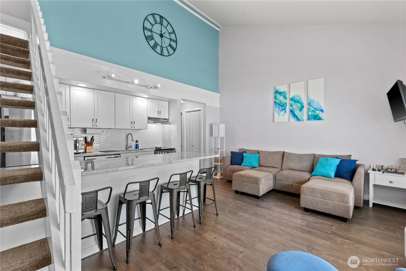 Property Photo: 8903 Crescent Bar Road 158 WA 98848