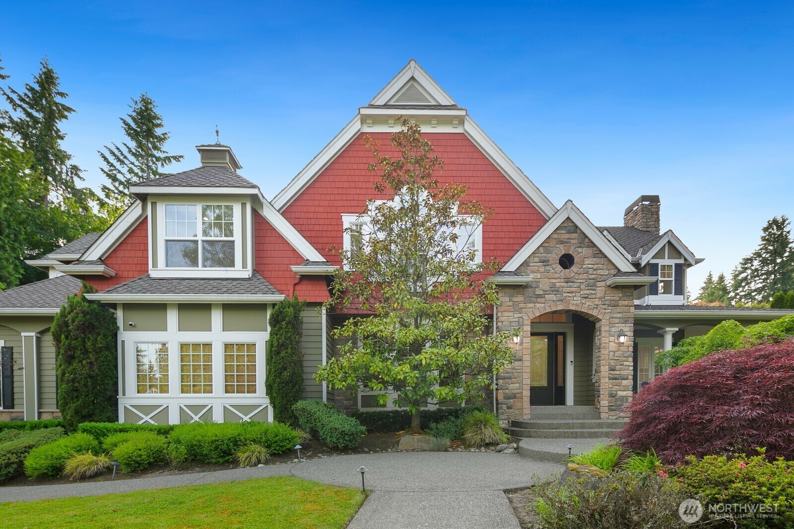 Property Photo:  19319  160th Avenue NE  WA 98072 