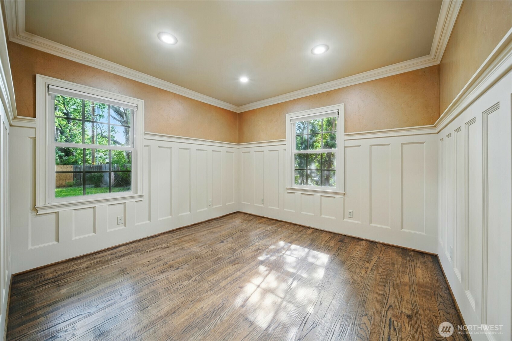 Property Photo: 1126 E Alder Street WA 99362