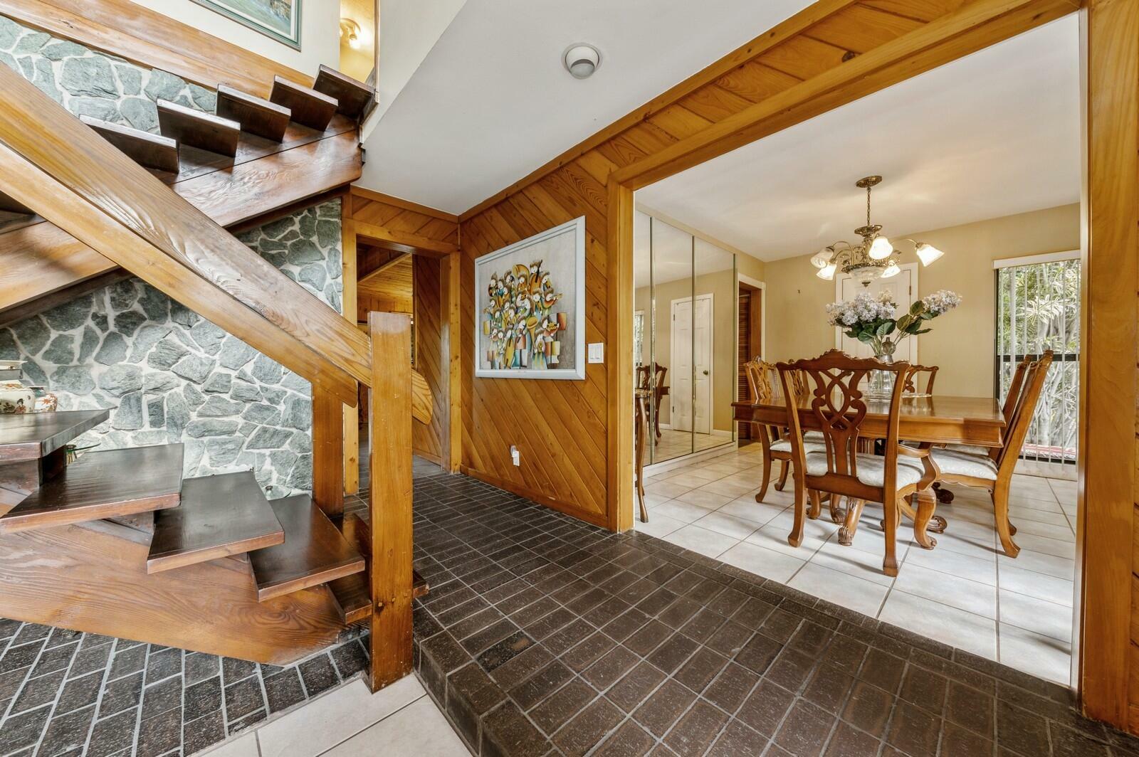 Property Photo:  4949 Belvedere Road  FL 33415 