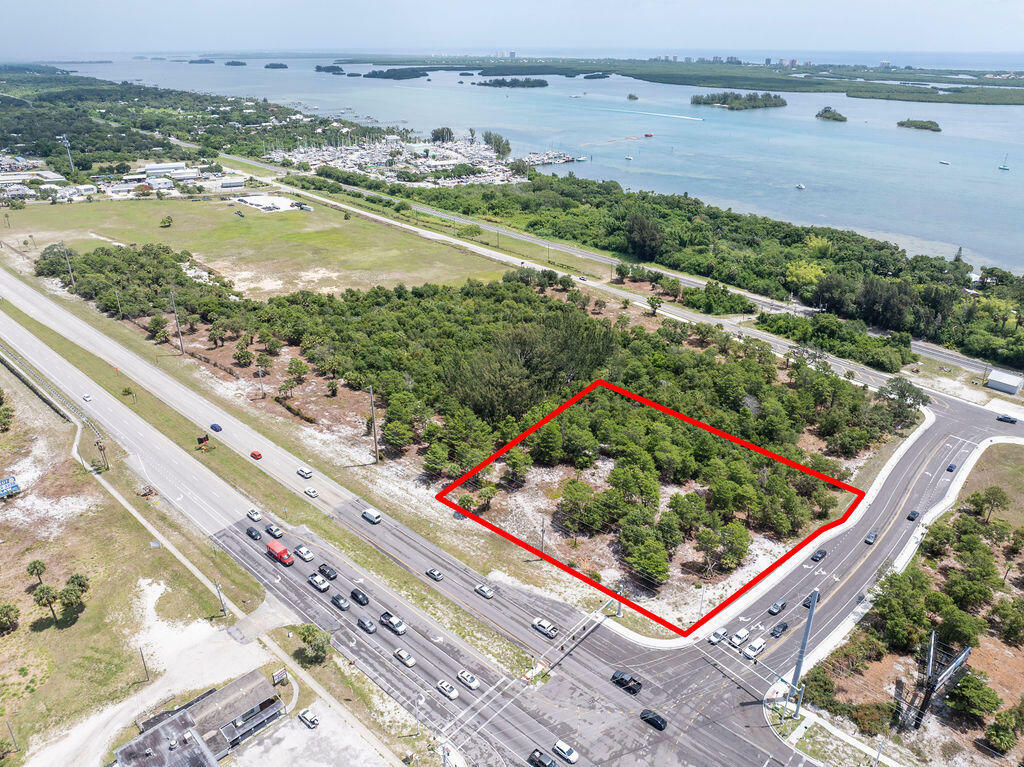 Property Photo: 2200 N US Highway 1 Highway FL 34946
