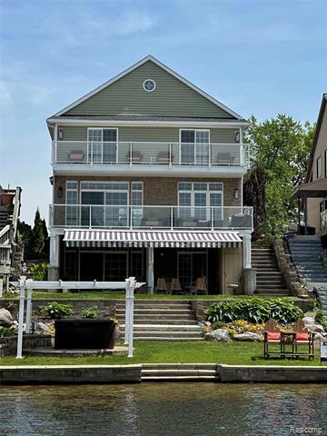 610 Longpointe Drive  Lake Orion Vlg MI 48362 photo