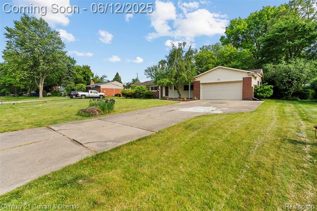 Property Photo: 32311 Farmersville Road MI 48334