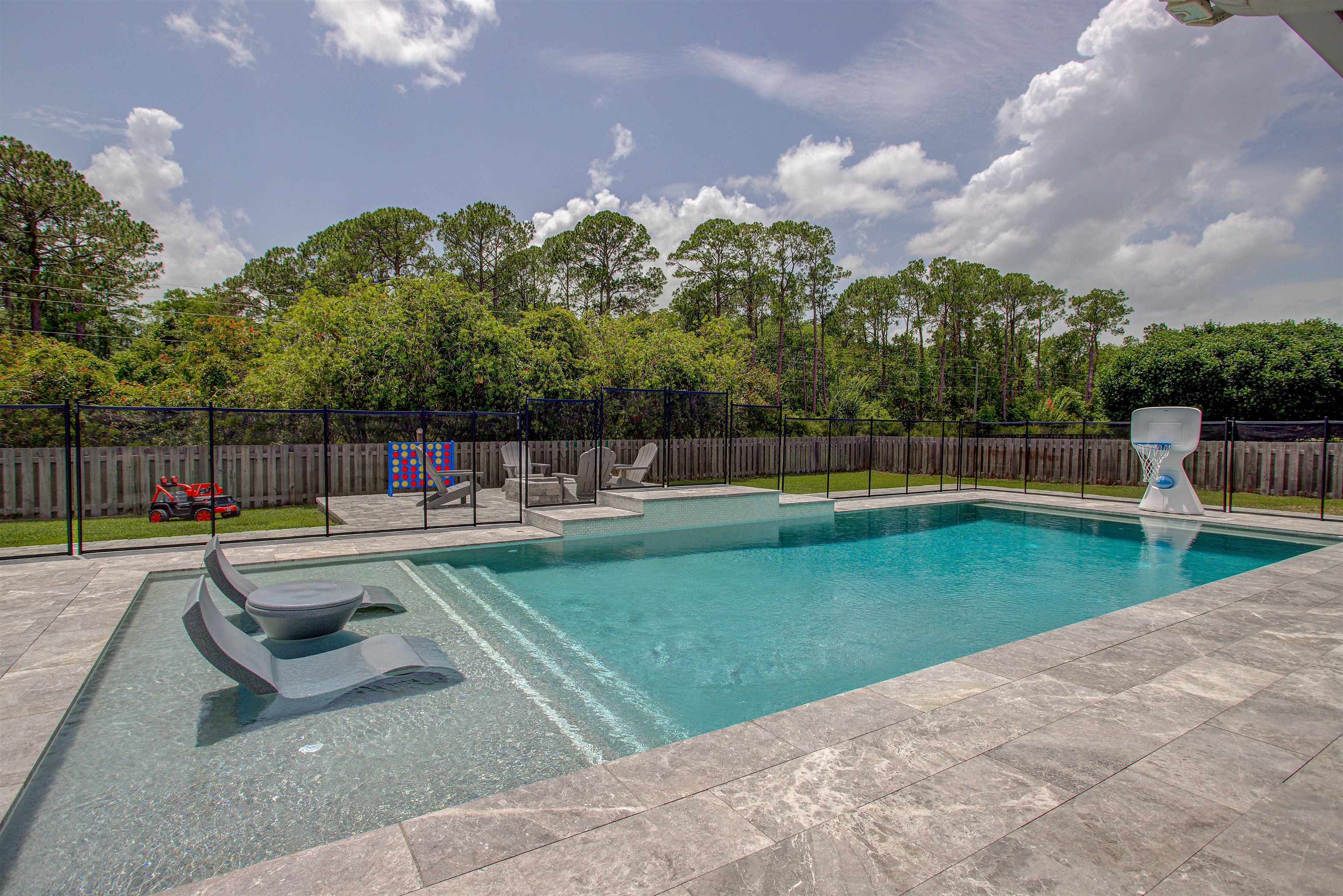 Property Photo: 4705 Innisbrook Ct N FL 32033