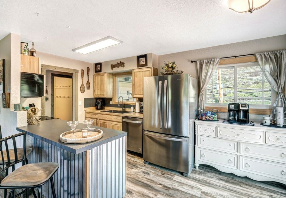 Property Photo: 420 County Rd 130 CO 80459