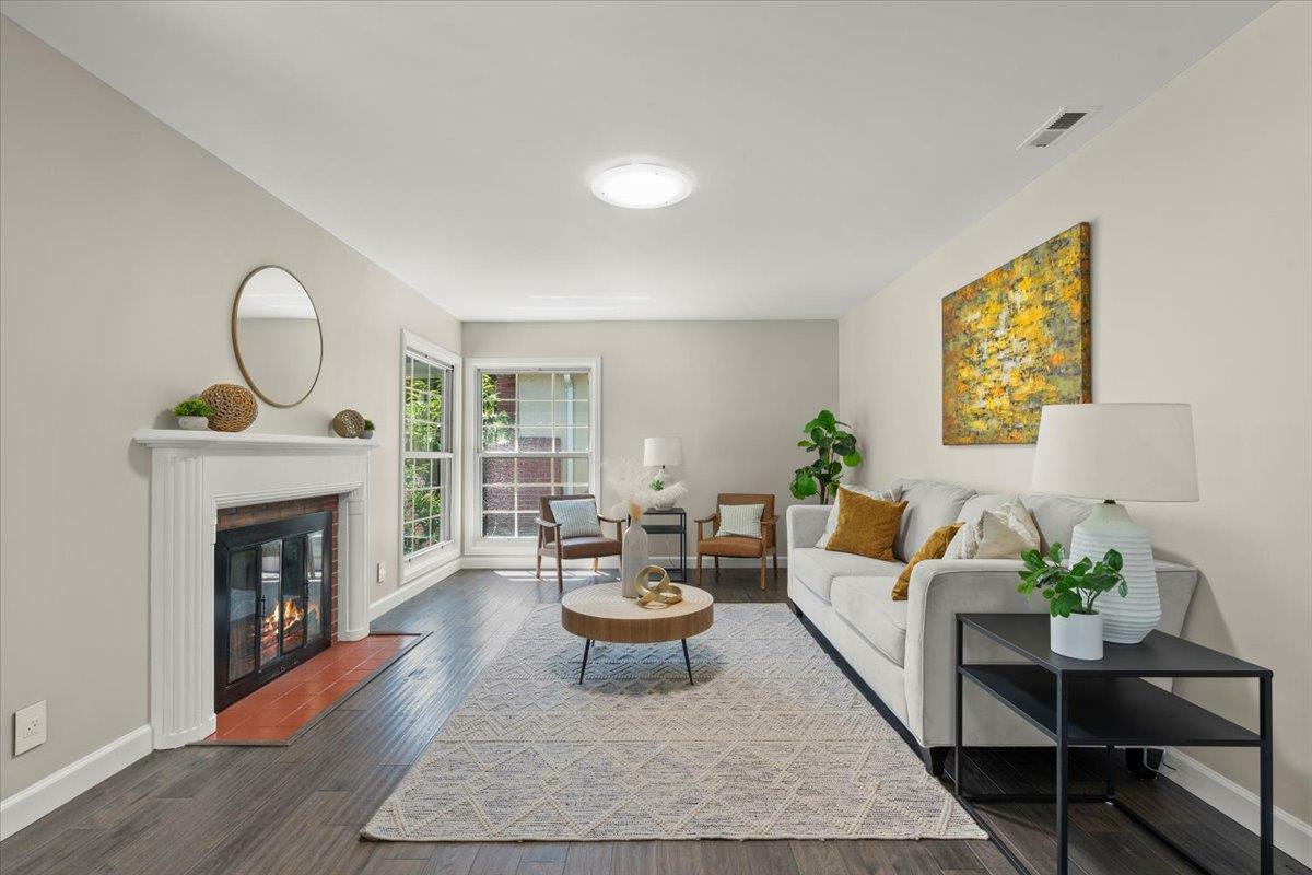 Property Photo: 1221 Santa Paula Avenue CA 95110