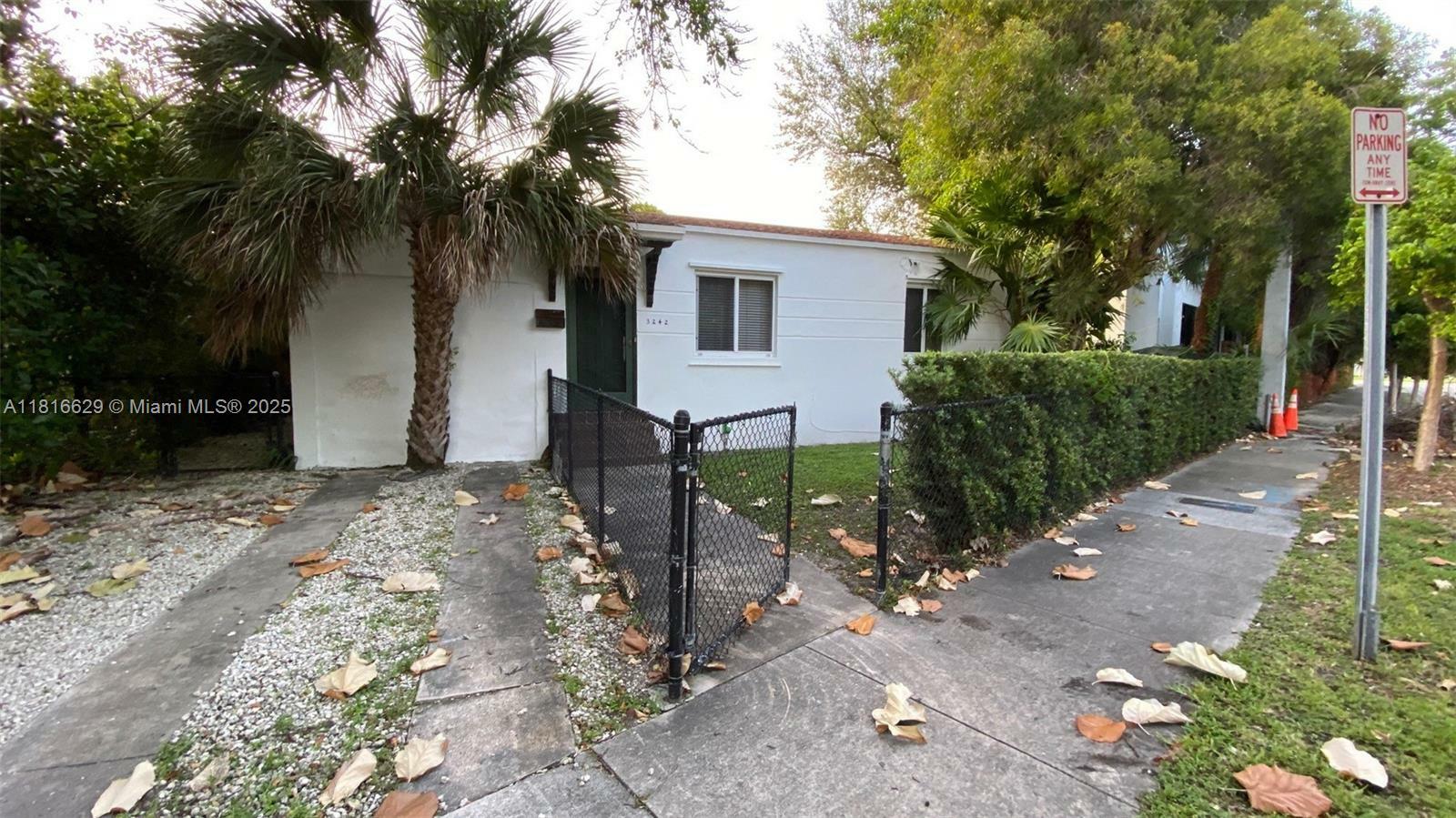 Property Photo: 3242 SW 1st Ave FL 33129
