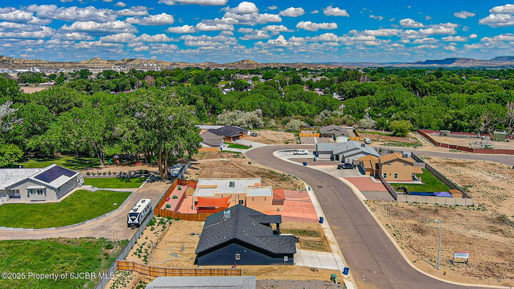 Property Photo: 1043 Valley View Drive NM 87413