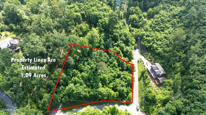 Property Photo: 361 Oakwood Drive TN 37876