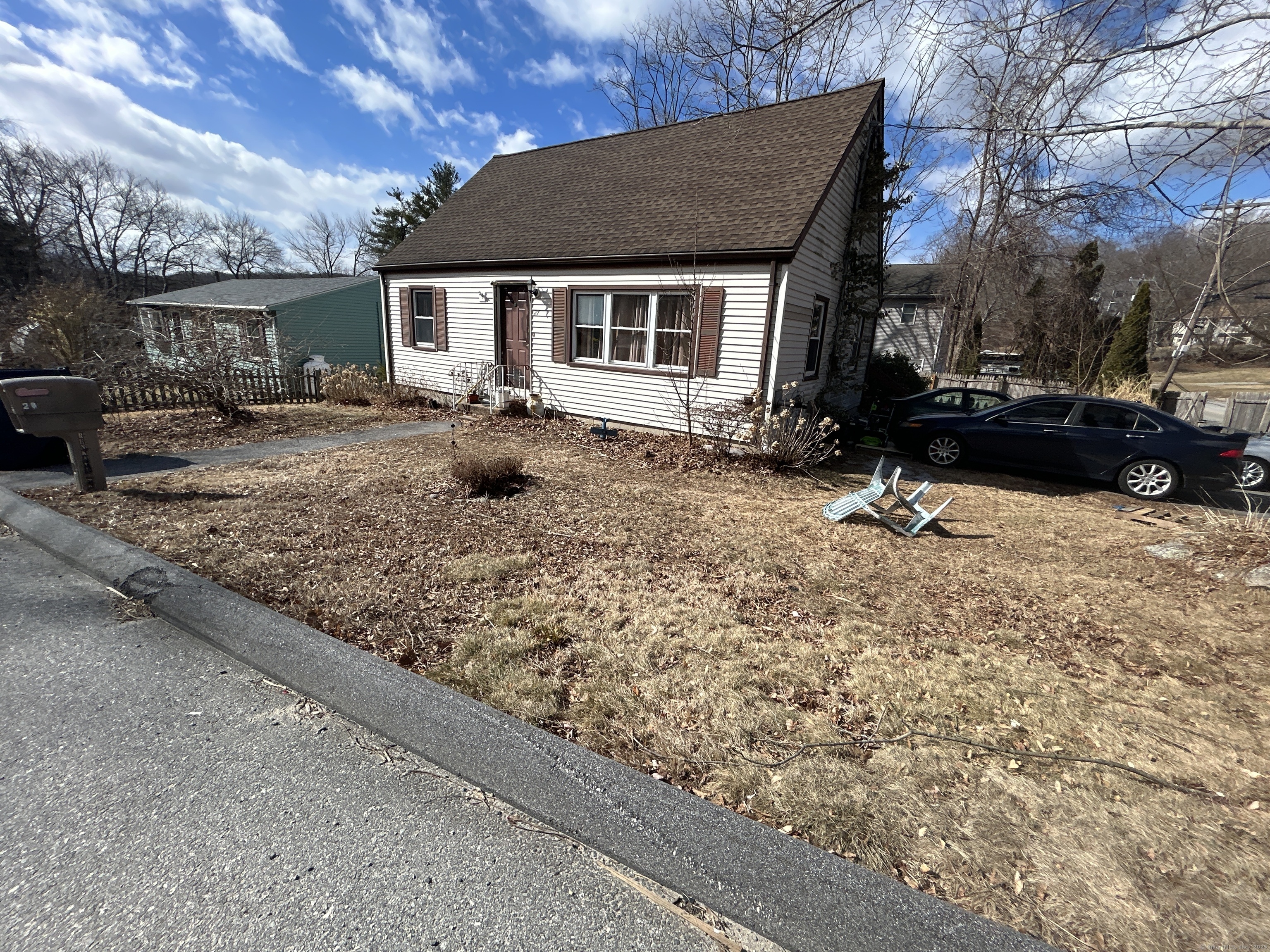Property Photo:  27 Club Lane  CT 06786 