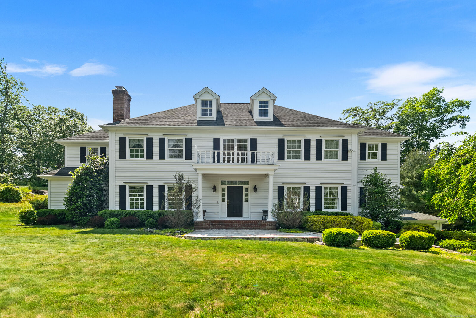 Property Photo:  3 Autumn Ridge Road  CT 06470 