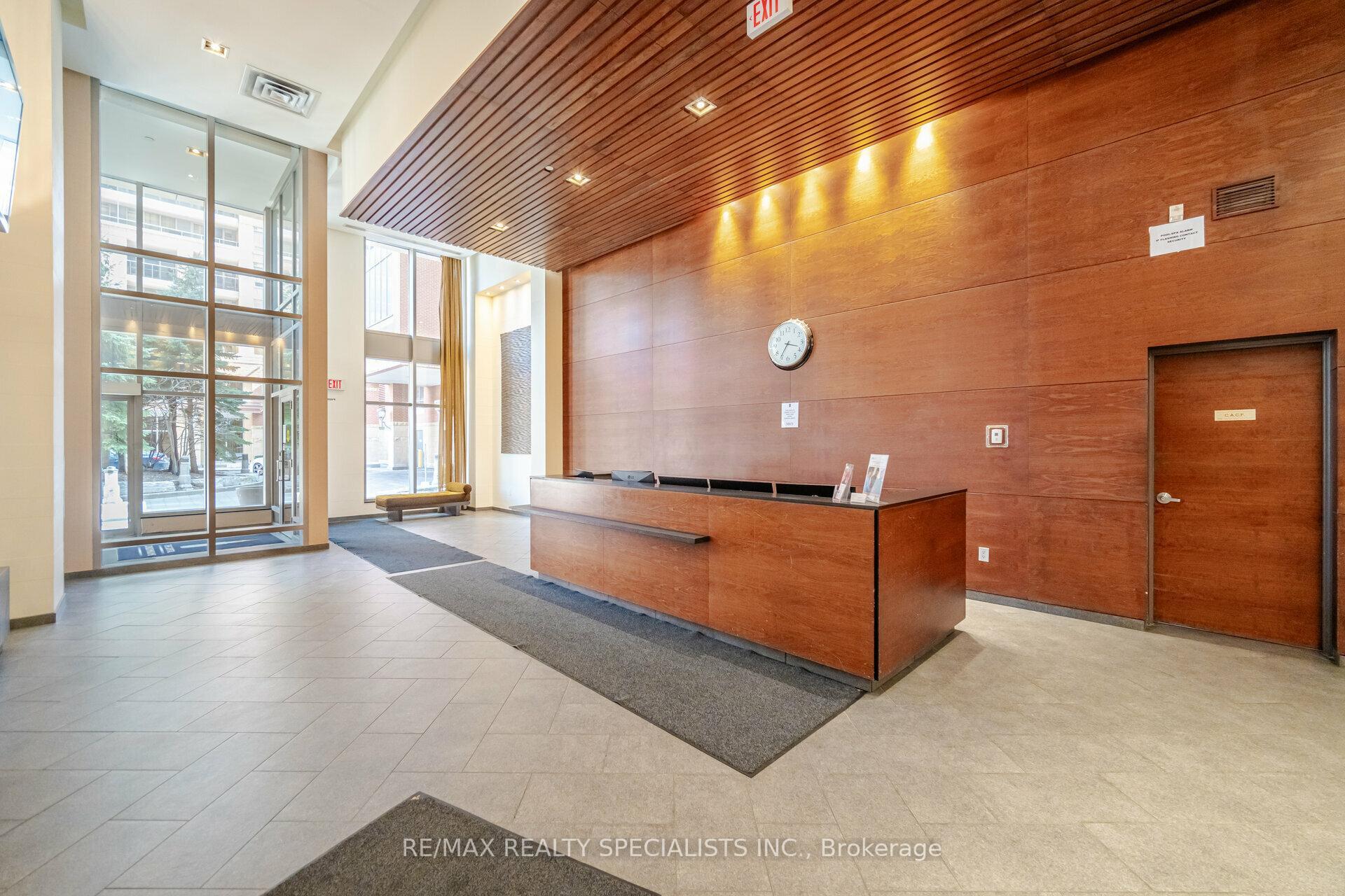 Property Photo: 4090 Living Arts Drive 711 ON L5B 4M8