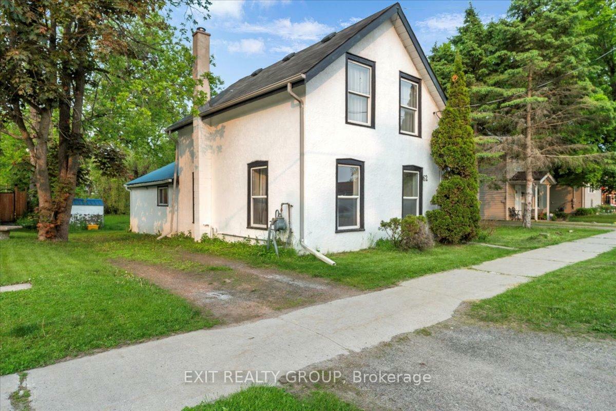 Property Photo: 62 Forsyth Street ON K0K 2M0