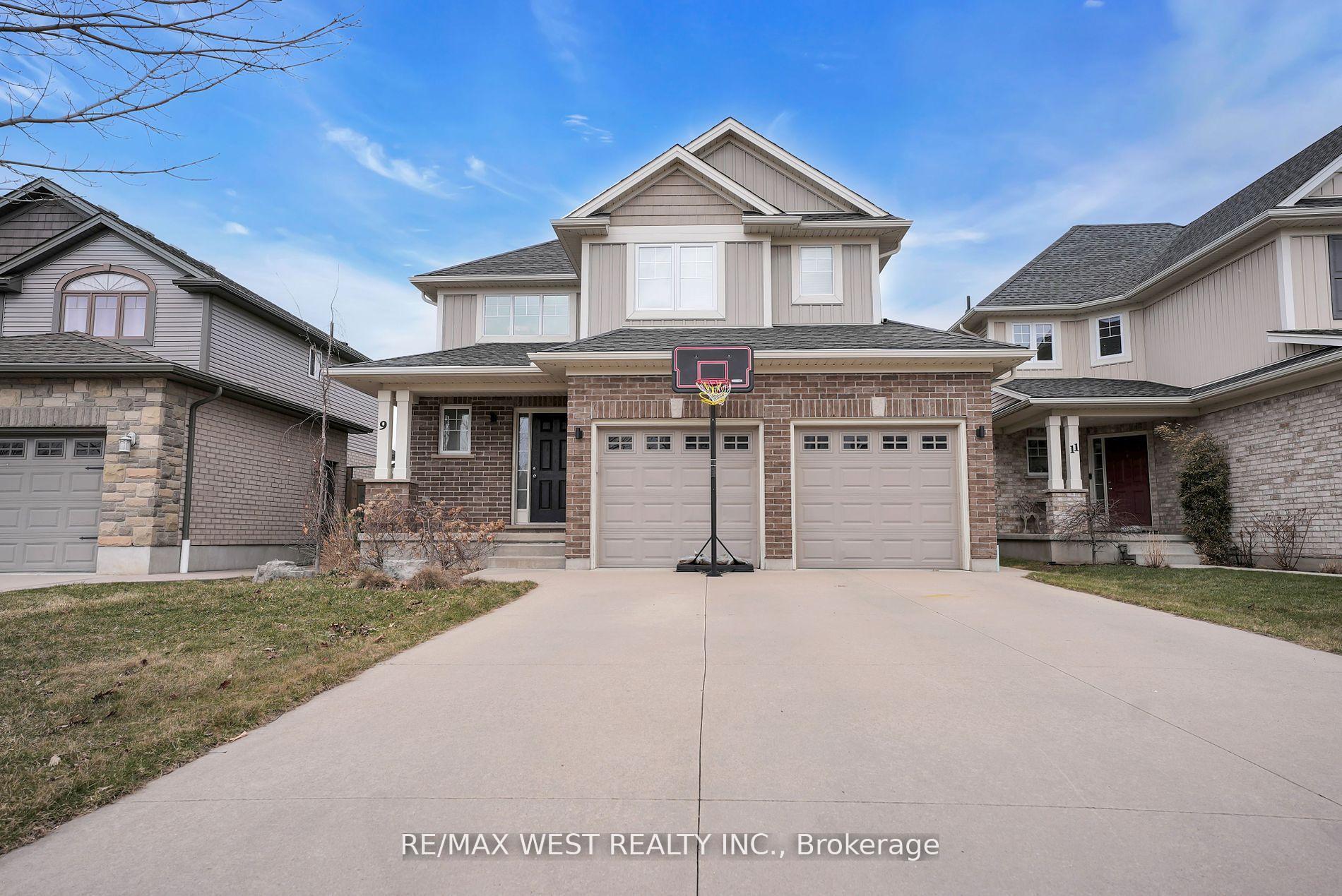 Property Photo: 9 Noble Lane ON N5R 5M9