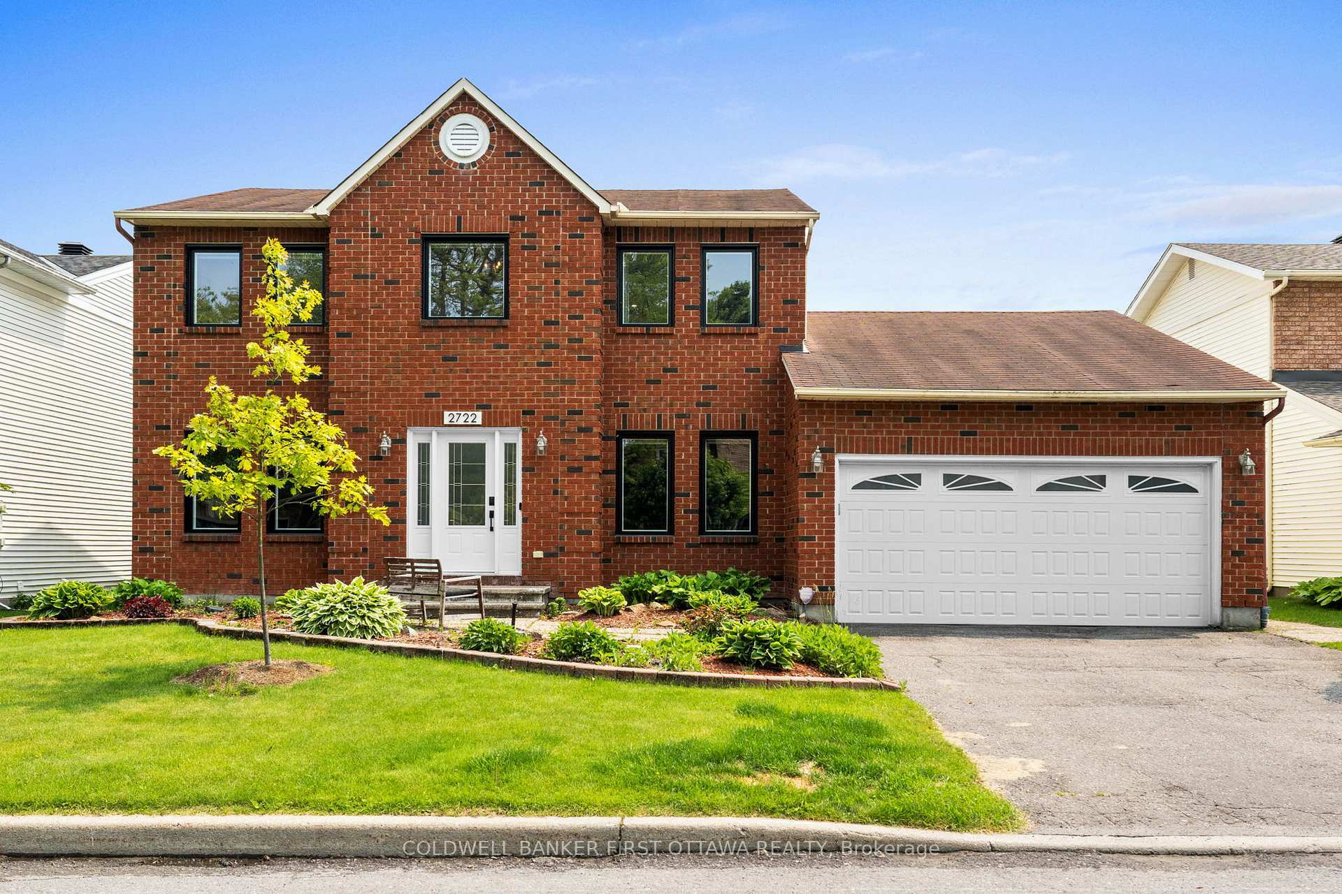 Photo de la propriété: 2722 Wyldewood Street ON K1T 2R9