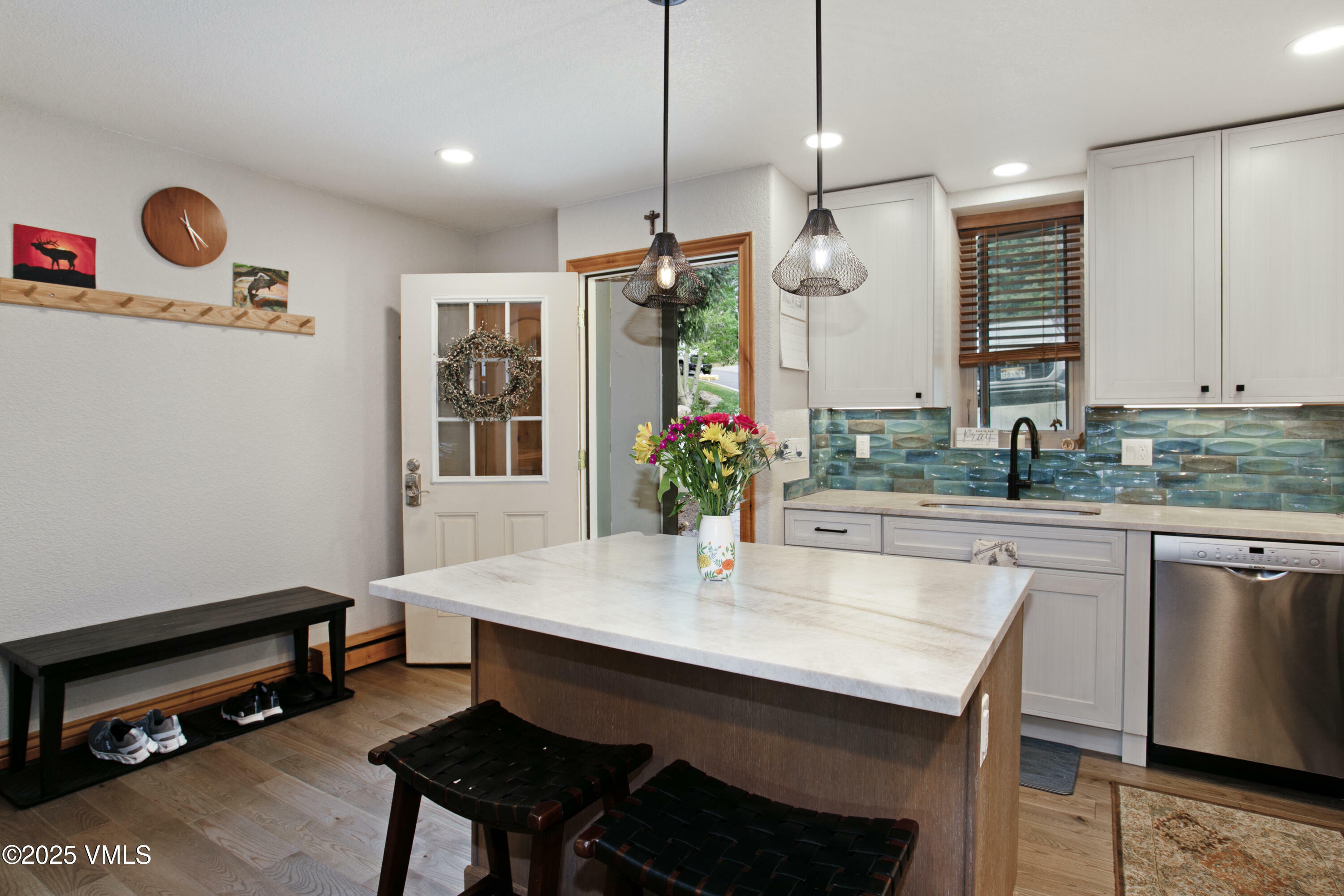 Property Photo:  1090 Vail View Drive 11  CO 81657 