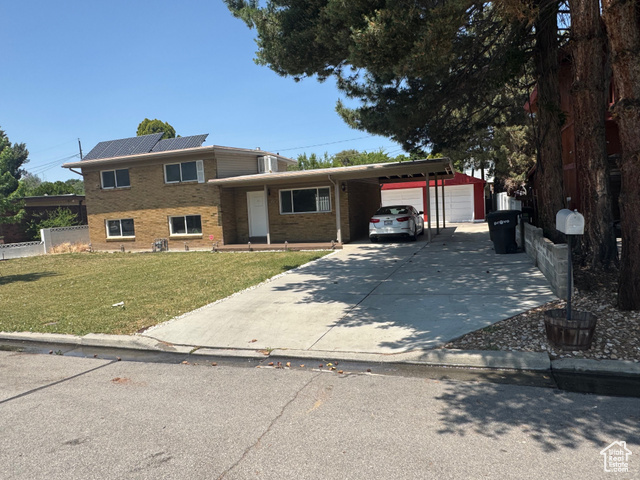 Property Photo: 1102 W 860 N UT 84604