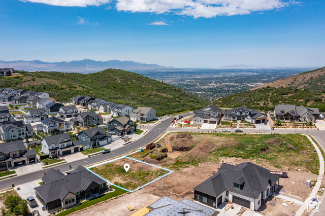 Property Photo: 14651 S Canyon Pointe Rd E 6 UT 84020
