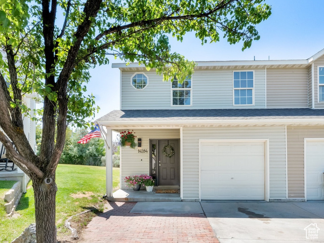 Property Photo: 14284 S Daisyfield Dr E UT 84020