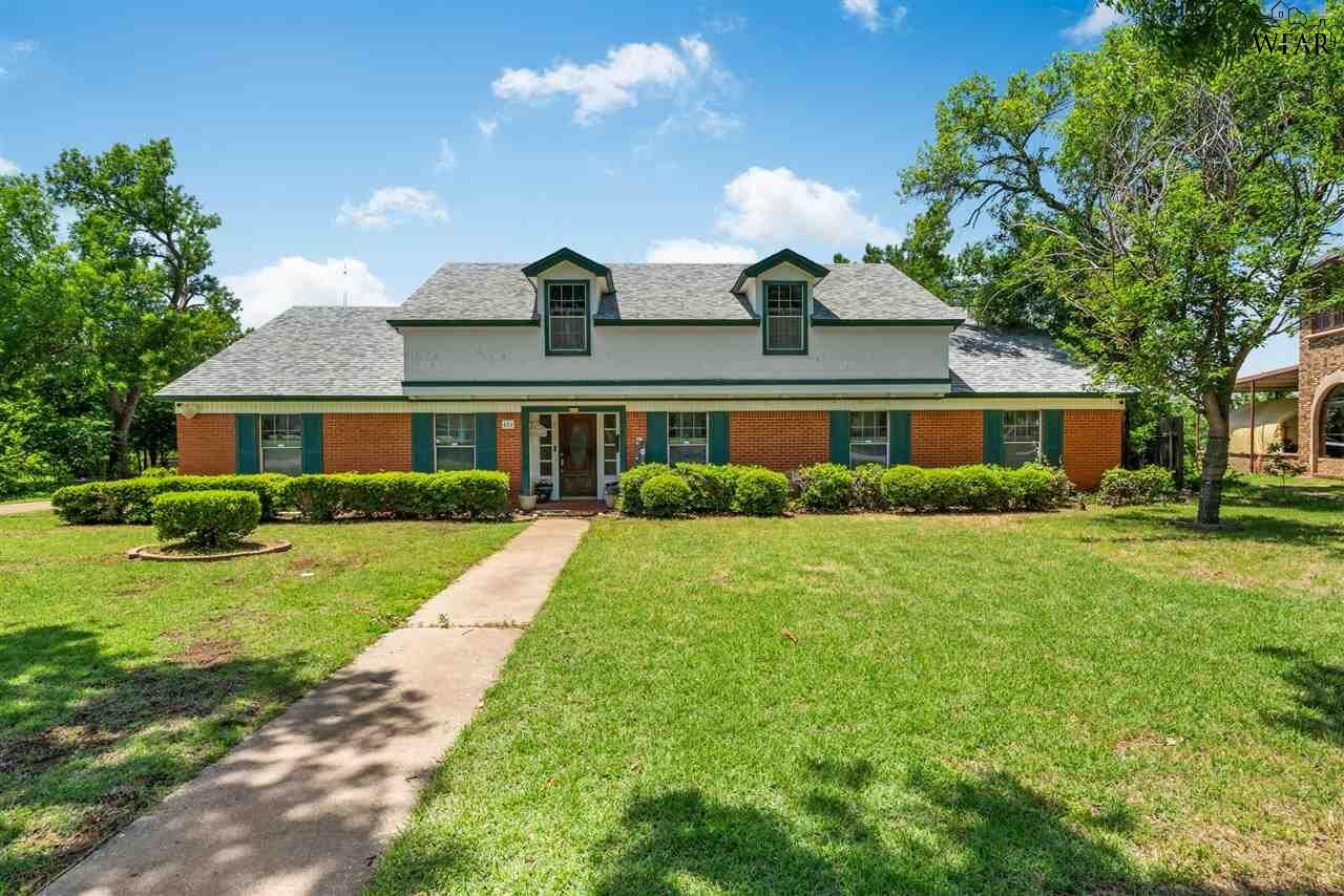 Property Photo:  404 Morningside Drive  TX 76301 