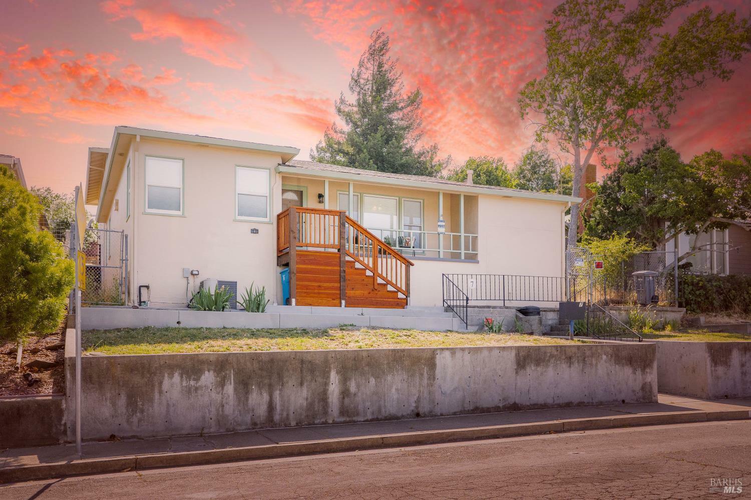 7 Fairview Avenue  Vallejo CA 94590 photo