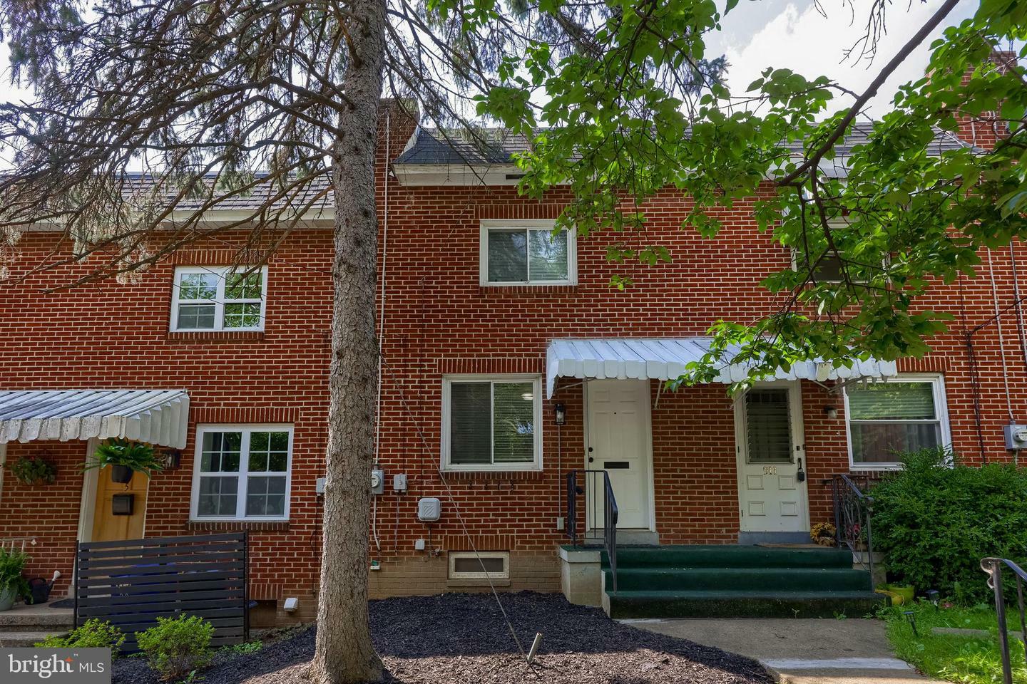 Property Photo: 913 Union Street PA 17603