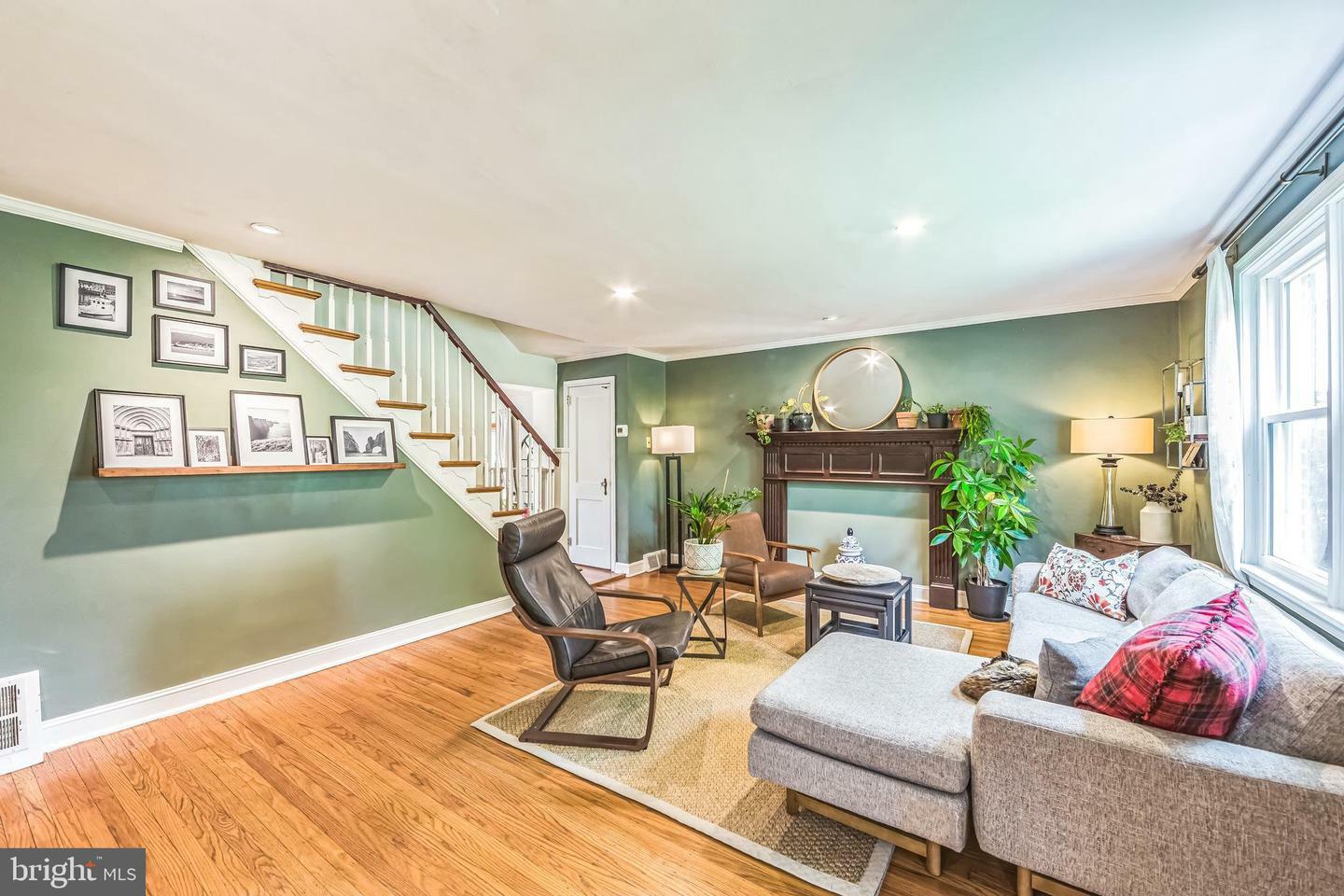 Property Photo: 111 E Manoa Road PA 19083