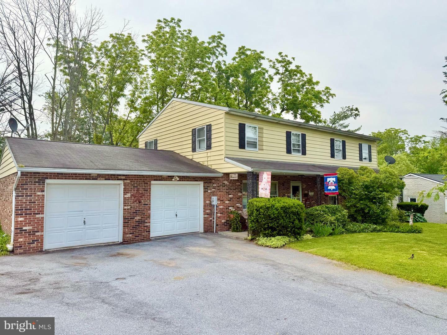 Property Photo: 325-327 S Griffith Drive PA 19518