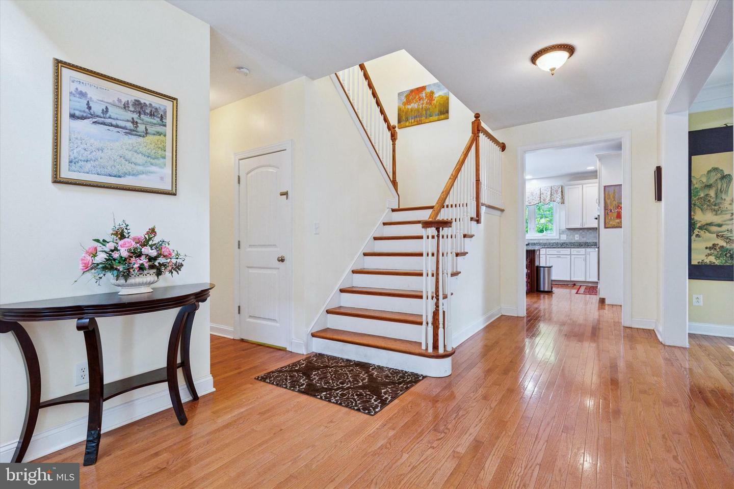 Property Photo: 5 Kent Lane PA 19301