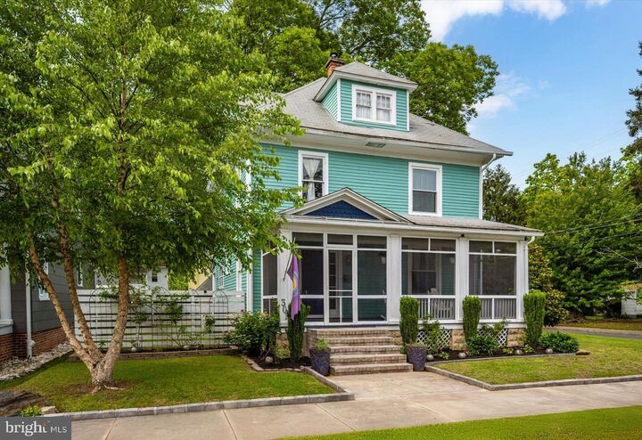Property Photo:  301 North Boulevard  MD 21801 